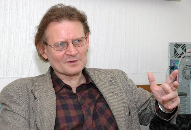 Dr. Losoncz Alpár: Gyenge állam ez, gyér szuverenitással (Fotó: Ótos András) Dr. Losoncz Alpár: Gyenge állam ez, gyér szuverenitással (Fotó: Ótos András)