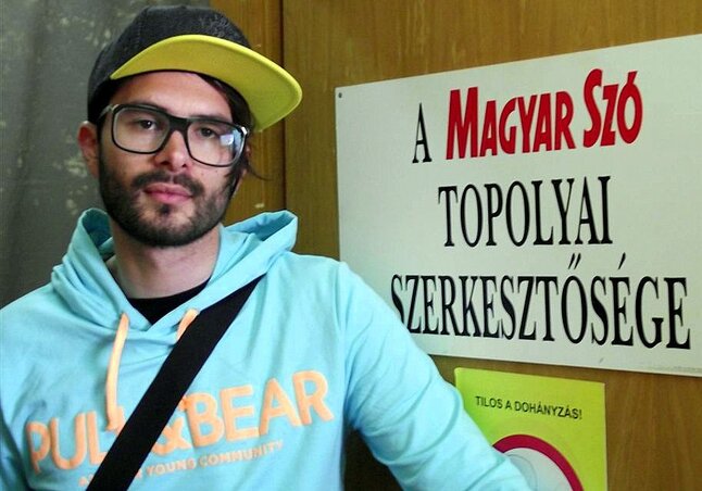 ByeAlex a Magyar Szó topolyai szerkesztőségében