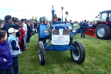 A több mint fél évszázados traktor is részt vett a versenyen