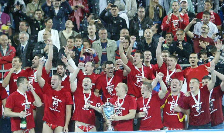 A C. zvezda a serleggel (Fotó: Beta) A C. zvezda a serleggel (Fotó: Beta)