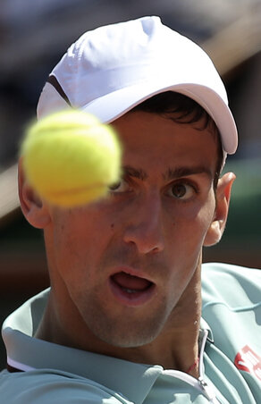 Novak Đoković óriási csatában, 4 óra 37 percnyi gigászi küzdelem után veszített a spanyol Rafael Nadal ellen (Fotó: Beta) Novak Đoković óriási csatában, 4 óra 37 percnyi gigászi küzdelem után veszített a spanyol Rafael Nadal ellen (Fotó: Beta)