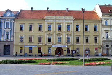 A nagybecskereki színház épülete (Fotó: Wikipédia)