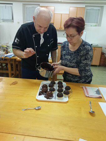 Minden részletre odafigyelnek (Fotó: Cseszkó Ibolya)