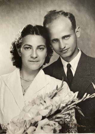 Esküvői fotó – Gálik Mária és Zelenka Ferenc, 1953 (Fotó: A Zelenka család archívuma)