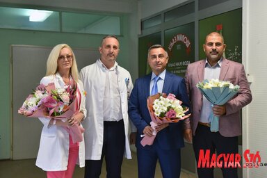 Ljiljana Cvijić főnővér, valamint Saša Dželebdžić, Srđan Samardžić és  Nebojša Crnogorac (Fotó: Molnár Edvárd)