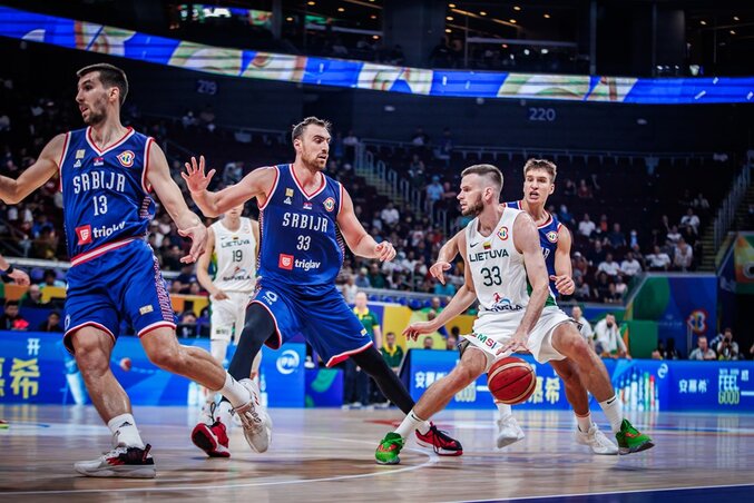 A szerb védelem jelesre vizsgázott Litvánia ellen (Fotó: FIBA) A szerb védelem jelesre vizsgázott Litvánia ellen (Fotó: FIBA)