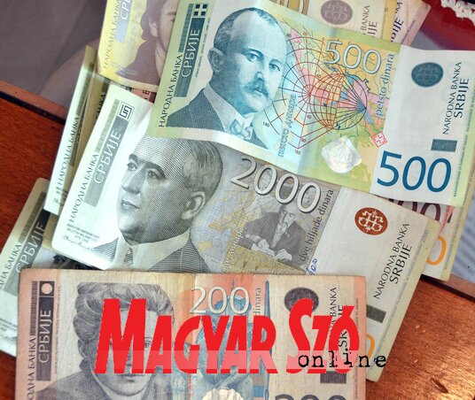 A legtöbben nálunk a készpénzbeli fizetést részesítik előnyben (Fotó: Ótos András) A legtöbben nálunk a készpénzbeli fizetést részesítik előnyben (Fotó: Ótos András)