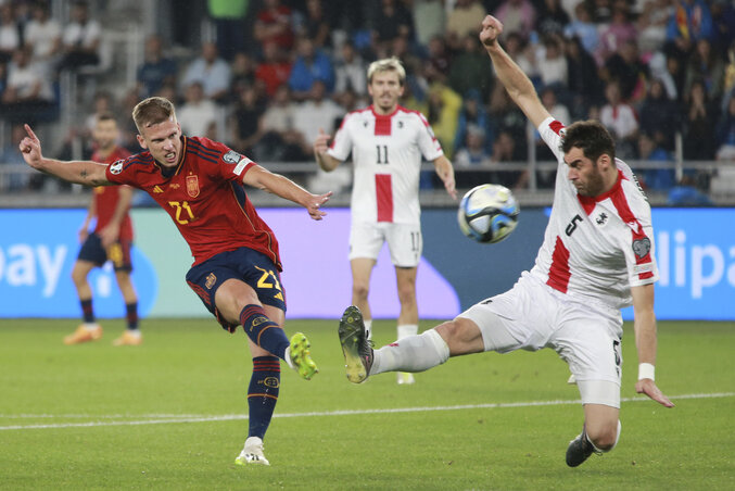 Dani Olmóék valósággal legázolták a grúzokat (Fotó: Beta/AP) Dani Olmóék valósággal legázolták a grúzokat (Fotó: Beta/AP)