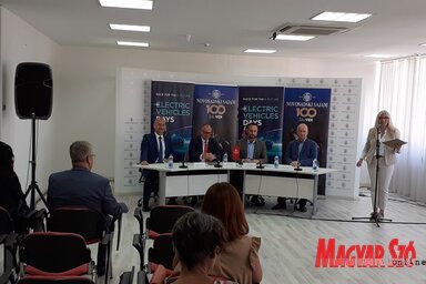A sajtótájékoztató résztvevői (Fotó: Dancsó Áron)