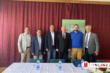 A regionális ülés szervezői és előadói (Gulyás Réka felvétele)