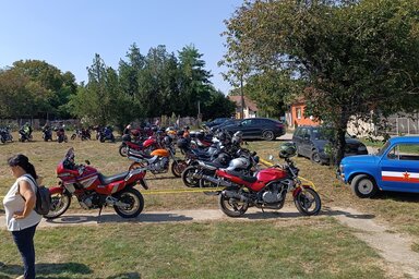 Mintegy 30 hasonló egyesület képviselői tisztelték meg jelenlétükkel a rendezvényt a Hegyalja utcában (Faragó Adrián felvétele)