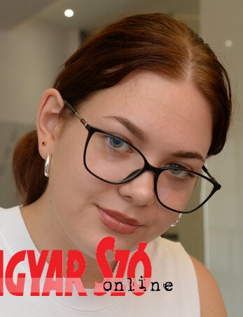 Deák Csenge Deák Csenge