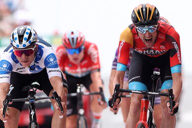 Poels (j) hosszú hajrája a célvonalig kitartott (Fotó: nos.nl)