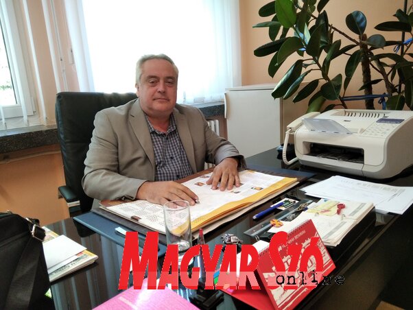 Sziveri Béla (Tóth D. Lívia felvétele) Sziveri Béla (Tóth D. Lívia felvétele)