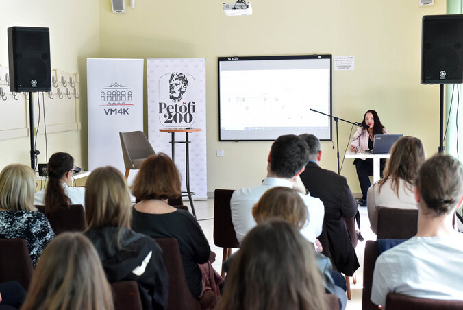 Rendkívüli asszonyokról hangzottak el érdekfeszítő előadások a konferencián (Fotó: Molnár Edvárd)
