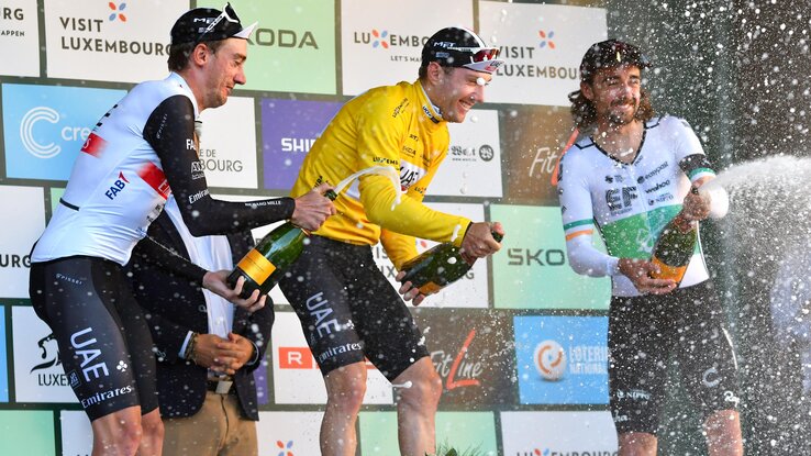 McNulty, Hirschi és Healy (balról jobbra) ünnepel az összetett dobogóján (Fotó: Stéphane Guillaume/Luxemburger Wort) McNulty, Hirschi és Healy (balról jobbra) ünnepel az összetett dobogóján (Fotó: Stéphane Guillaume/Luxemburger Wort)
