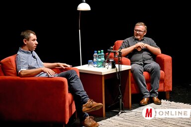 László Sándor és Virág György nyitotta meg a tIszapArt-estek programsorozatot (Gergely Árpád felvétele)