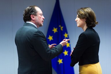 Karoline Edtstadler osztrák EU-ügyi miniszter és Alexander Schallenberg külügyminiszter (fotoservice.bundeskanzleramt.at)