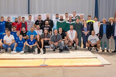 Versenyzők, edzők, bírók (Kajdocsi Zoltán felvétele)