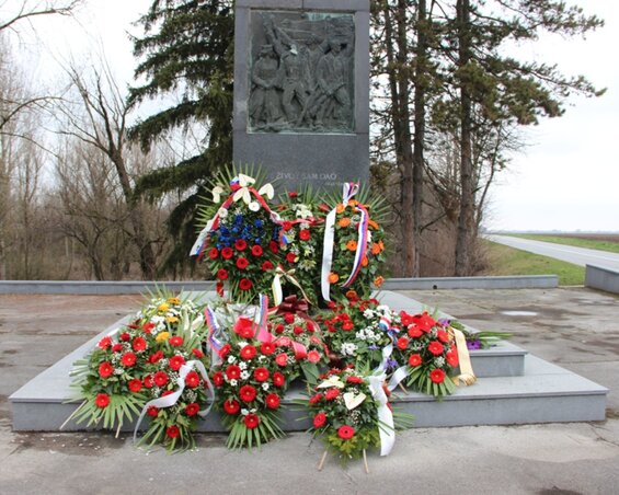 A bolmáni csata emlékműve Horvátországban (Fotó: civilek.hu)