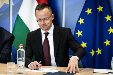 Szijjártó Péter külügyminiszter: Magyarország és Szerbia „az eddigieknél is szorosabban kapaszkodik össze” (Fotó: Facebook)