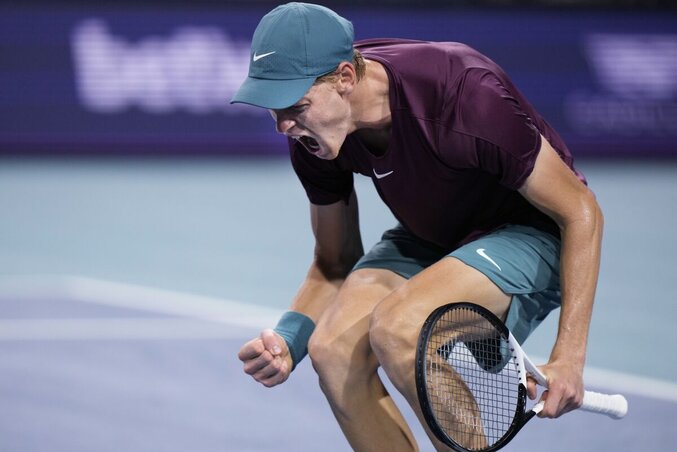 Jannik Sinner saját bevallása szerint élete egyik legjobb meccsén győzte le a ma már nem világelső Carlos Alcarazt Jannik Sinner saját bevallása szerint élete egyik legjobb meccsén győzte le a ma már nem világelső Carlos Alcarazt