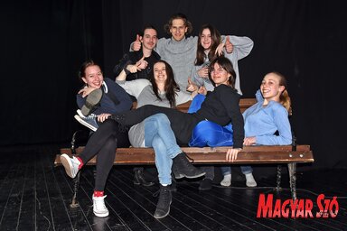 A folyton vidám csapat egy része (Fotó: Gergely Árpád)