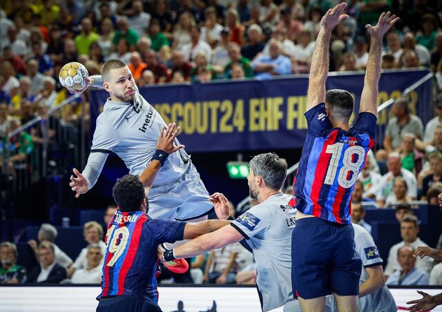 A Barca fala ledönthetetlenül tornyosult a PSG előtt (Fotó: EHF)