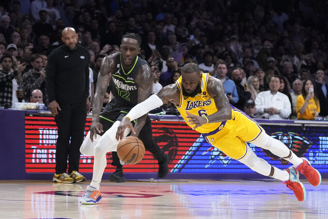 LeBron James 38 évesen is ekkora akaraterővel képes küzdeni a győzelemért… (Fotó: Beta/AP) LeBron James 38 évesen is ekkora akaraterővel képes küzdeni a győzelemért… (Fotó: Beta/AP)