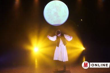 Látványos színpadi jelenetek jellemzik a János Vitézt (Fotó: Lakatos János)