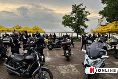 A topolyai motorostalálkozóra nagyon sokan érkeztek (Fotó: Herceg Elizabetta)