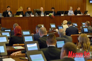 Vajdaság fejlesztési tervéről döntött a tartományi parlament (Ótos András felvétele)