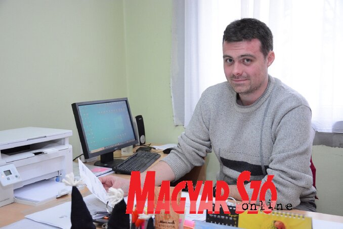Turza Szabolcs kúlai falugazdász is segít a termelőknek eligazodni az új rendszerben (Paraczky László felvétele) Turza Szabolcs kúlai falugazdász is segít a termelőknek eligazodni az új rendszerben (Paraczky László felvétele)