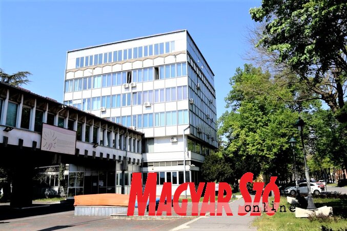 Kúla főutcája (Paraczky László felvétele) Kúla főutcája (Paraczky László felvétele)