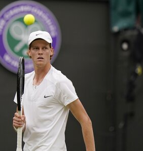 Jannik Sinner nehéz, de legyőzhető ellenfél (Fotó: Beta/AP)