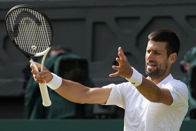 Novak Đoković néhány döntő pillanatban hibázott, és ez soknak bizonyult Carlos Alcaraz ellen (Fotó: Beta/AP)