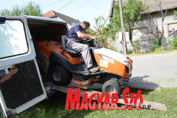 (Paraczky László felvétele) (Paraczky László felvétele)