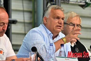 Viktor Orban je održao govor i ovoga puta u društvu Žolta Nemeta i Lasla Tekeša (Foto: Andraš Otoš)
