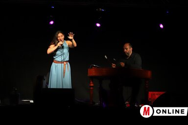 Palya Bea és Lisztes Jenő cimbalomművész (Lakatos János felvétele)