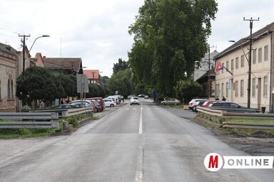 Csaknem 5 kilométer utat aszfaltoztak újra a község területén (Lakatos János felvétele)
