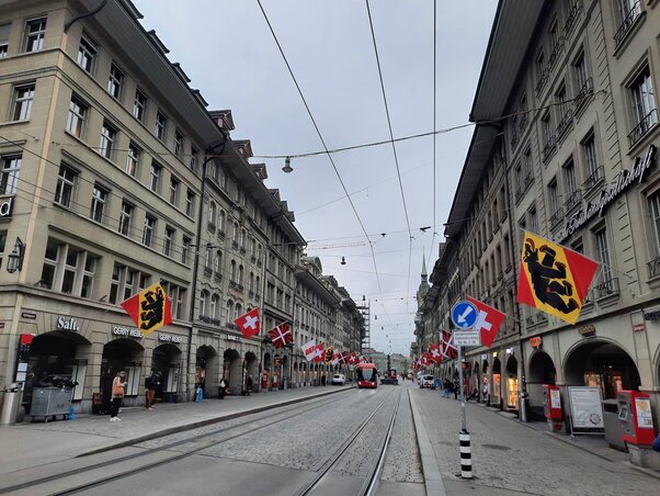 A Kramgasse Bern legismertebb utcája A Kramgasse Bern legismertebb utcája