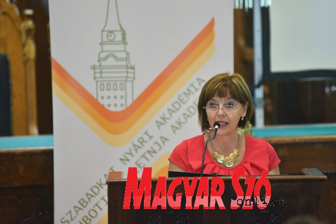 A megnyitó idén is a szabadkai Városháza patinás dísztermében lesz (Fotó: Molnár Edvárd) A megnyitó idén is a szabadkai Városháza patinás dísztermében lesz (Fotó: Molnár Edvárd)