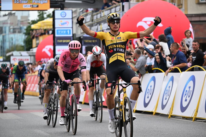 Olav Kooij nagy előnnyel nyerte meg a sprintet Opoléban (Fotó: Tour of Poland)