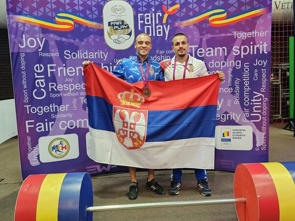 Aleksandar Saulić és edzője, Rozsnyik Ervin (A Spartacus Súlyemelőklub felvétele)