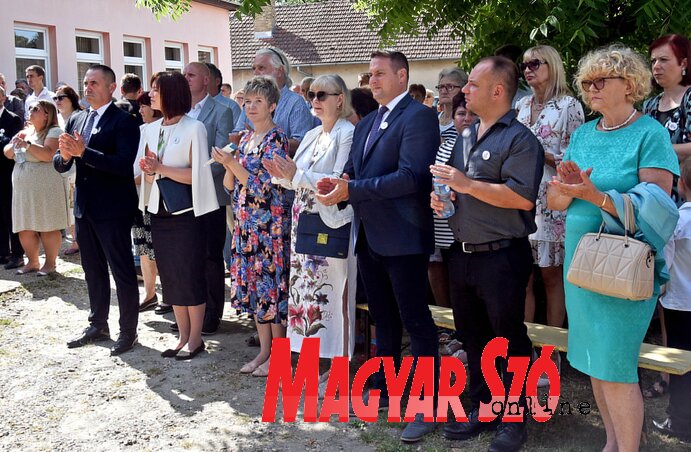 Az esemény eminens vendégei (Gergely Árpád felvétele) Az esemény eminens vendégei (Gergely Árpád felvétele)