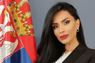A spanyol nagykövetnek javasolt Irena Šarac korábbi görögországi követségi megbízatása állítólag nem volt éppen felhőtlen. Ivica Dačić határozottan cáfolta ezt, mondván, a média ocsmány hazu