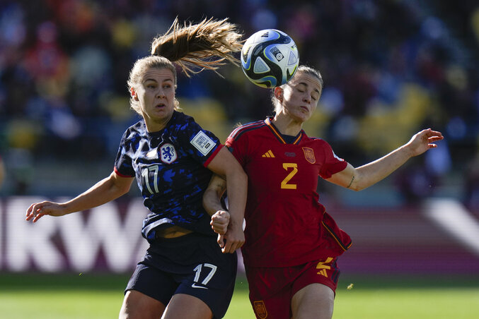 A holland és a spanyol lányok csatája csak a félórás ráadásban dőlt el (Fotó: Beta/AP) A holland és a spanyol lányok csatája csak a félórás ráadásban dőlt el (Fotó: Beta/AP)