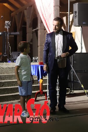 Volarenak nagy sikere volt a gyerekeknél (Lakatos János felvétele) Volarenak nagy sikere volt a gyerekeknél (Lakatos János felvétele)