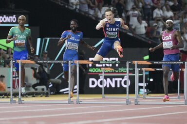 Karsten Warholm közélébe se jutottak a végén (MTI)