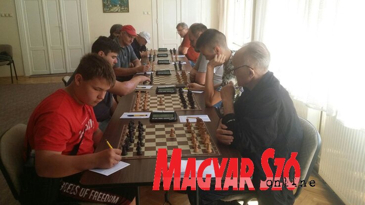 Tóth Szabolcs a III. ligában első táblásként Szabadkán Tóth Szabolcs a III. ligában első táblásként Szabadkán